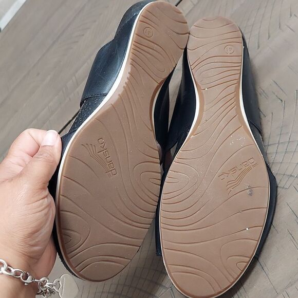 Dansko Vienna Black Low Wedge Sandals EU 41 - Picture 6 of 8